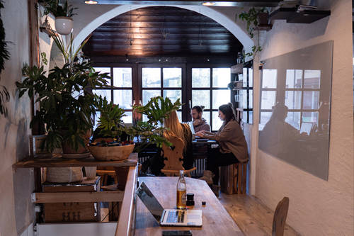 Coworkation_Location_hideout_space_2